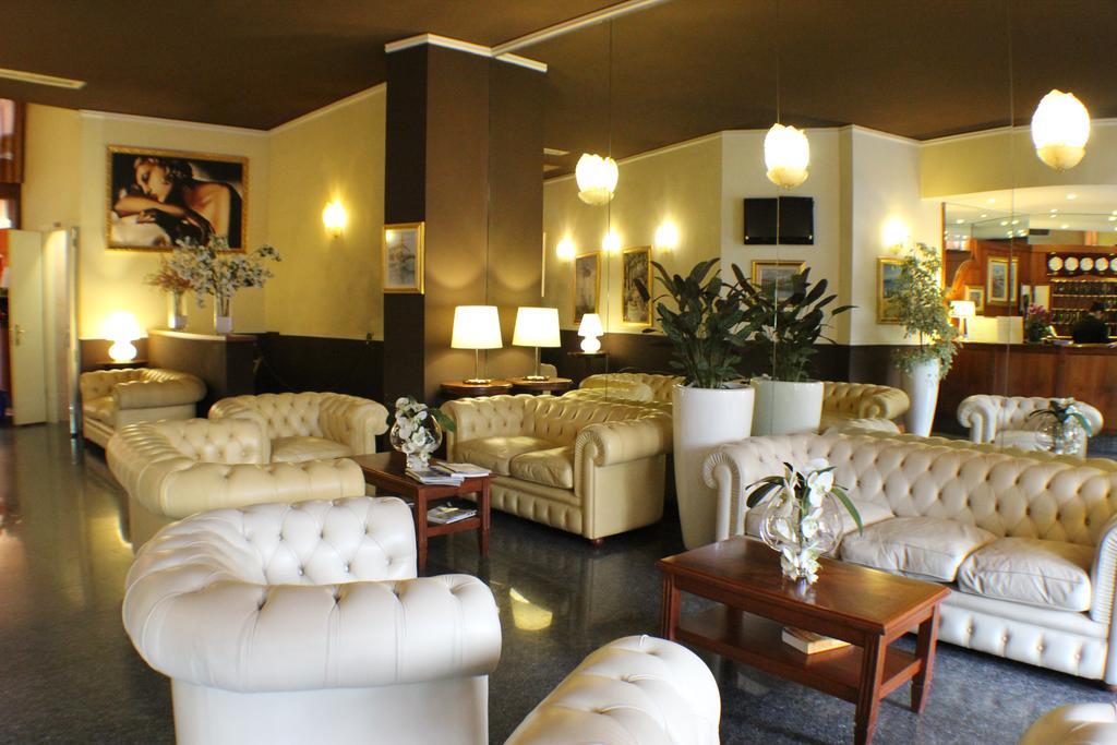Certosa Hotel Milánó Kültér fotó