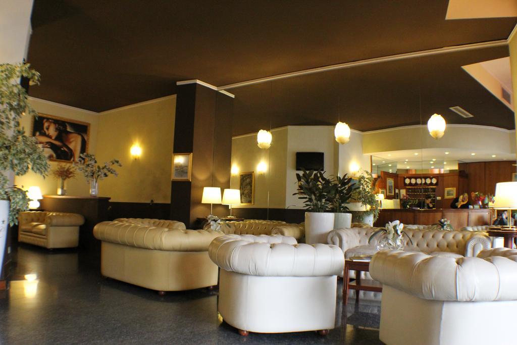 Certosa Hotel Milánó Kültér fotó