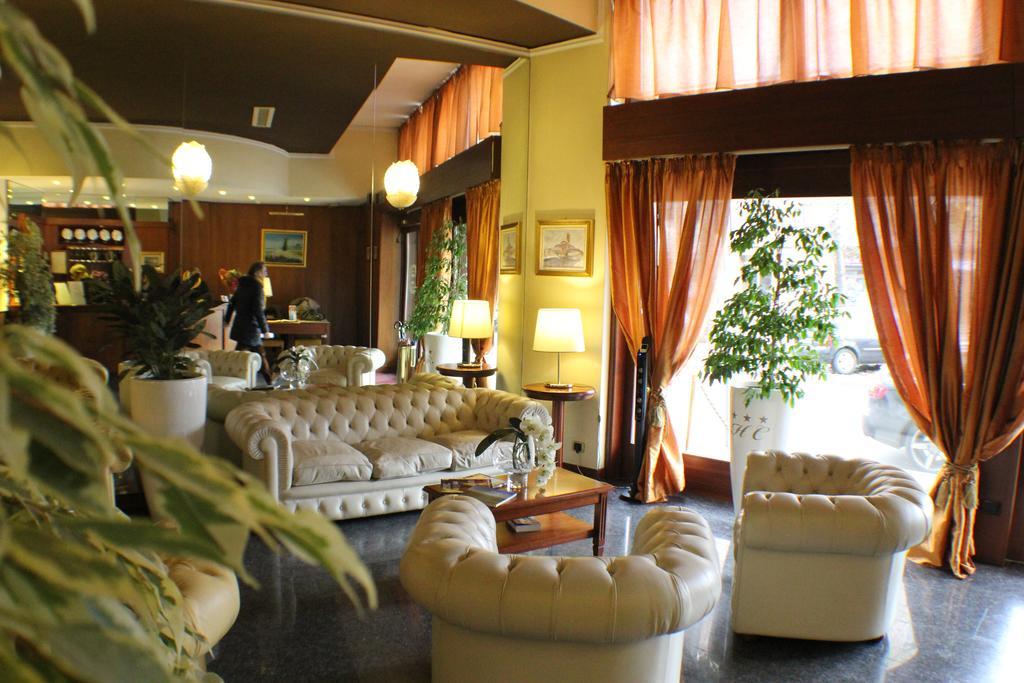 Certosa Hotel Milánó Kültér fotó