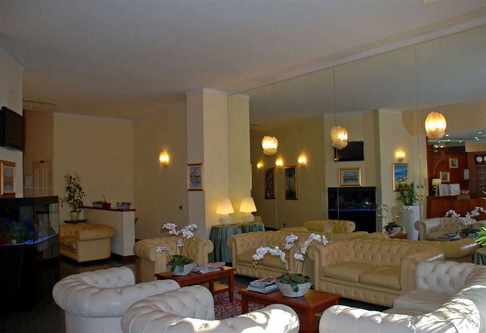 Certosa Hotel Milánó Kültér fotó