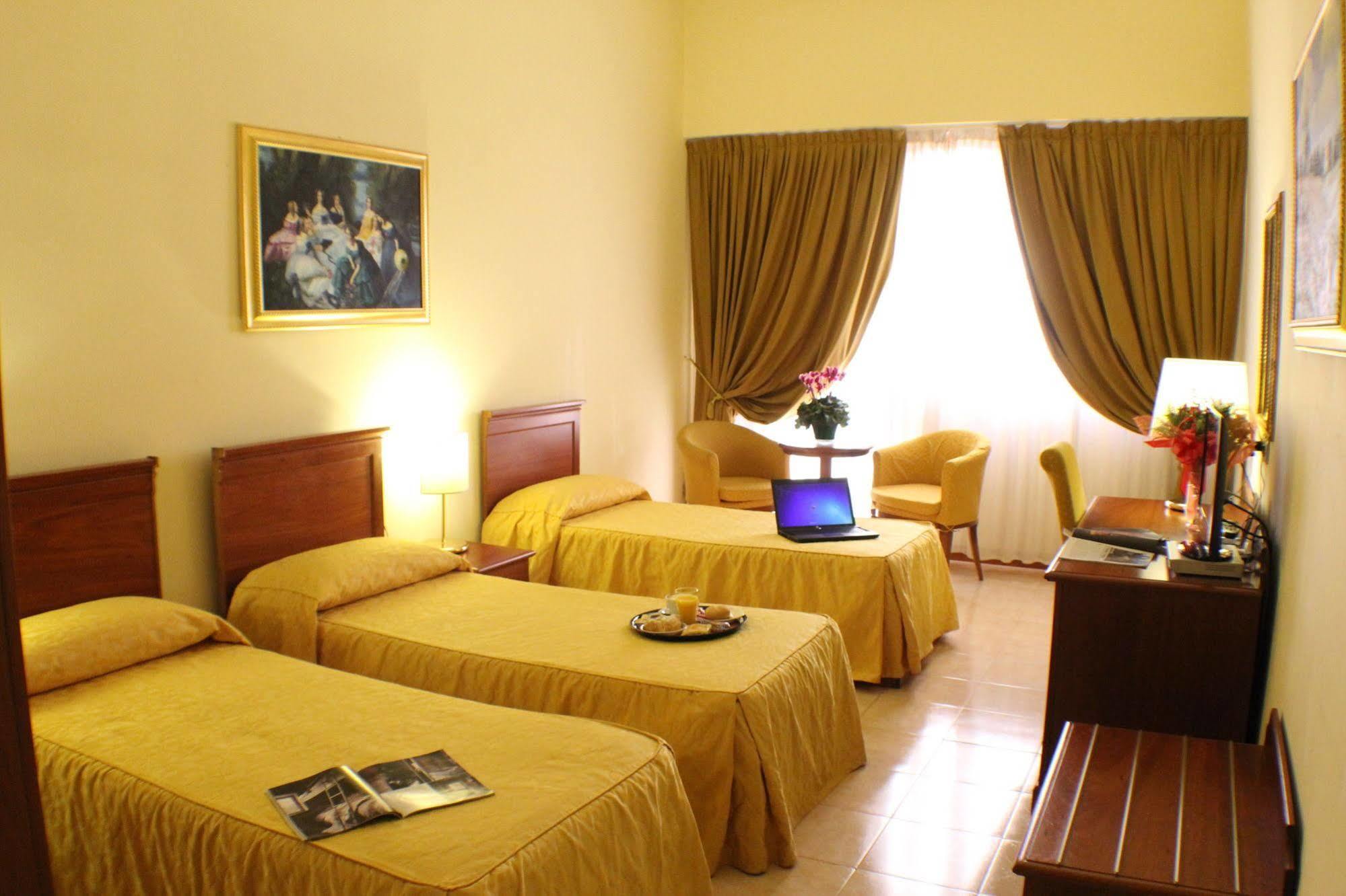 Certosa Hotel Milánó Kültér fotó