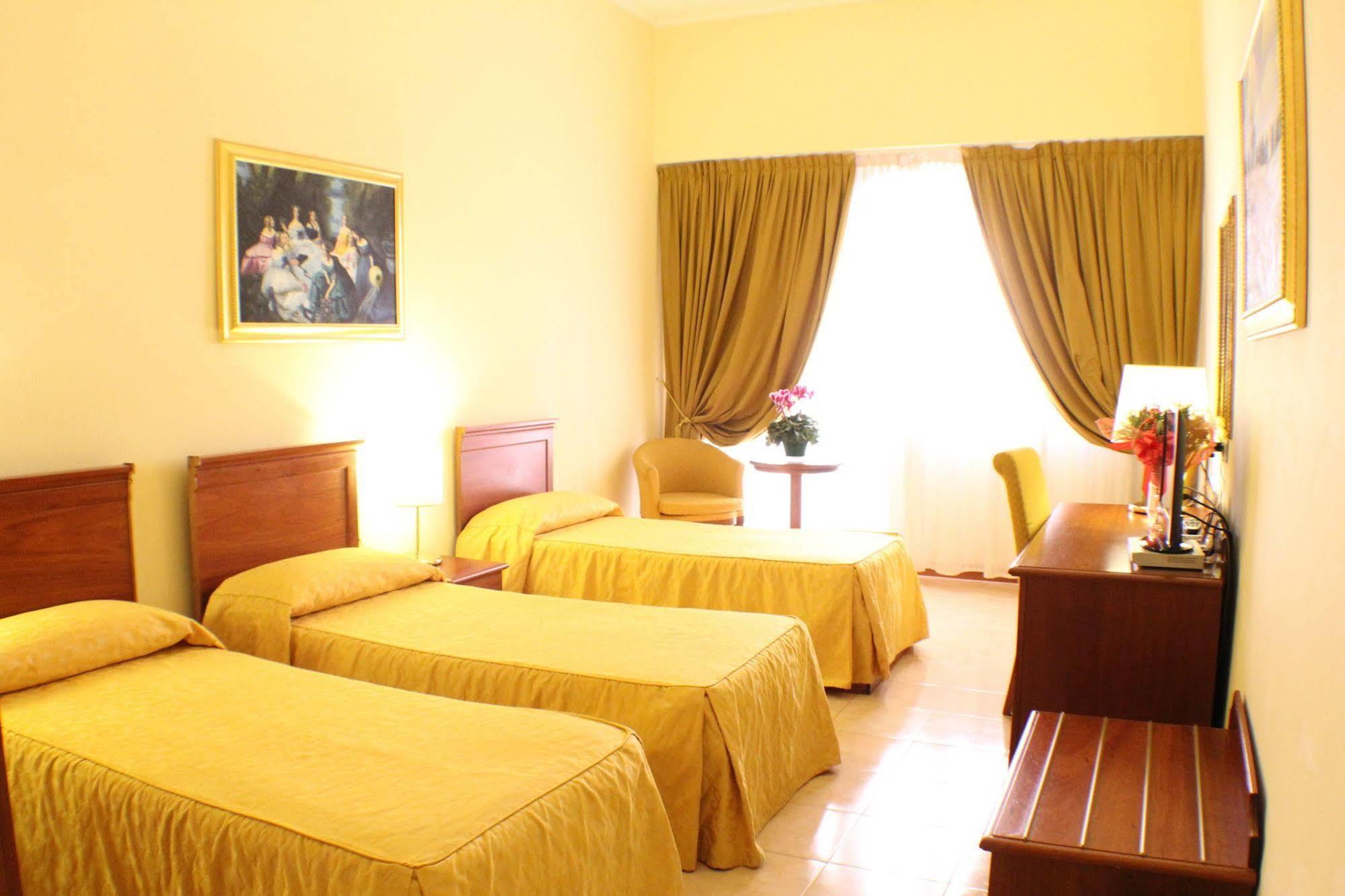 Certosa Hotel Milánó Kültér fotó